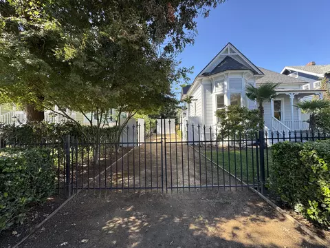 Exterior - 523 N Locust St, Visalia, CA 93291 photo 2 of 27
