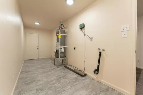 Other - 2102 E Bardsley Ave, Tulare, CA 93274 photo 4 of 7