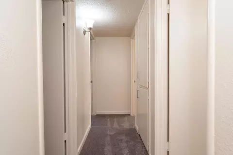 Entry Way - 2102 E Bardsley Ave, Tulare, CA 93274 photo 1 of 3
