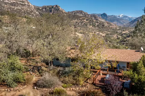 Exterior - 46685 Sycamore Dr # D, Three Rivers, CA 93271 photo 2 of 10