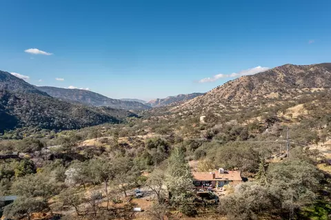 Other - 46685 Sycamore Dr # D, Three Rivers, CA 93271 photo 4 of 7