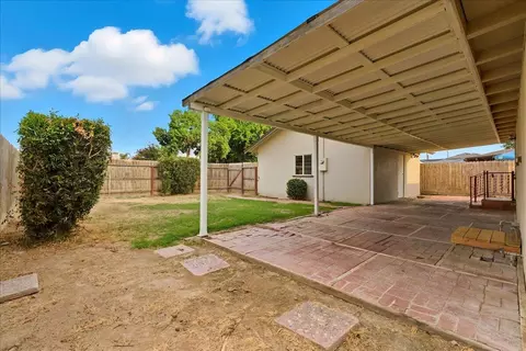 Exterior - 407 Channing Way, Exeter, CA 93221 photo 3 of 6
