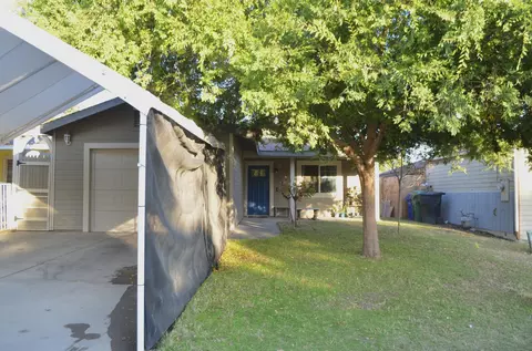 48 N Leggett St, Porterville, CA 93257