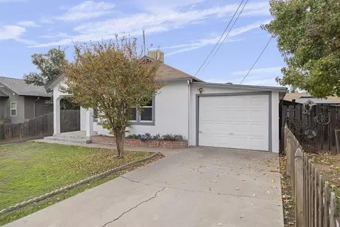 Exterior - 605 E Tulare Ave, Visalia, CA 93292 photo 2 of 5