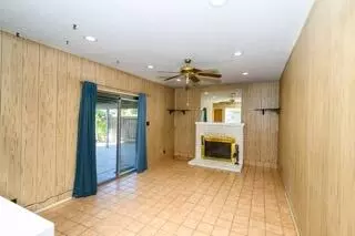 Living - 548 W Dennis Dr, Clovis, CA 93612 photo 3 of 4