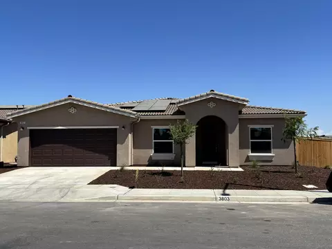 3803 Via Santa Barbara, Madera, CA 93637