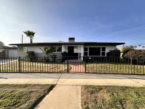 901 Paloma St, Bakersfield, CA 93304