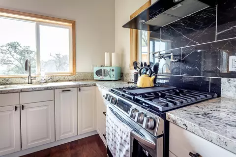Kitchen - 43283 N Fork Dr, Three Rivers, CA 93271 photo 1 of 3