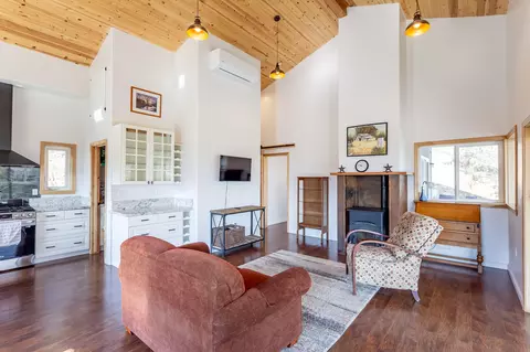 Living - 43283 N Fork Dr, Three Rivers, CA 93271 photo 3 of 4