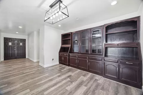 1209 N Gem St N, Tulare, CA 93274 photo 14