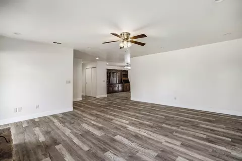 1209 N Gem St N, Tulare, CA 93274 photo 11