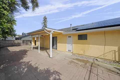 1209 N Gem St N, Tulare, CA 93274 photo 36