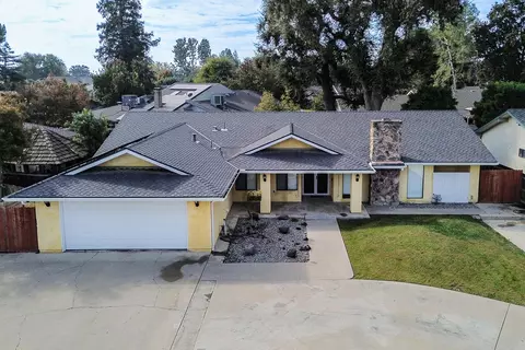 1209 N Gem St N, Tulare, CA 93274 photo 37