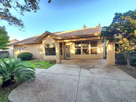 Exterior - 2447 S Beech Dr, Visalia, CA 93292 photo 7 of 12