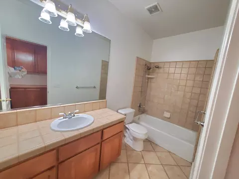 Bath - 2447 S Beech Dr, Visalia, CA 93292 photo 5 of 6