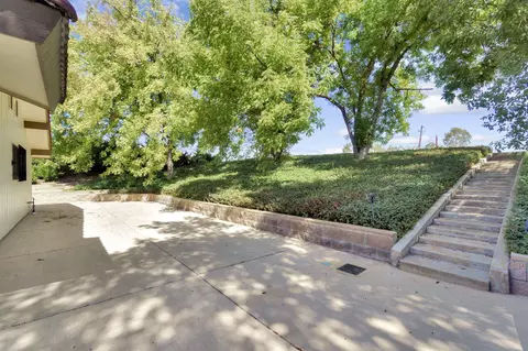 Exterior - 16895 Rd 30 12, Madera, CA 93636 photo 7 of 14