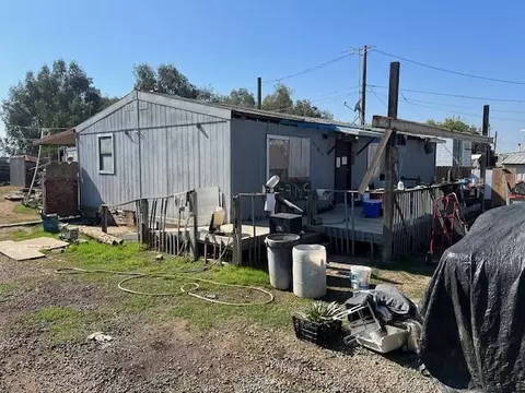 Undisclosed, Exeter, CA 93221