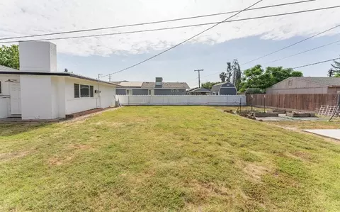 1707 E Academy Ave, Tulare, CA 93274 photo 33