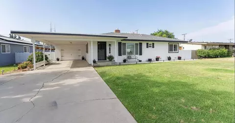 1707 E Academy Ave, Tulare, CA 93274 photo 3