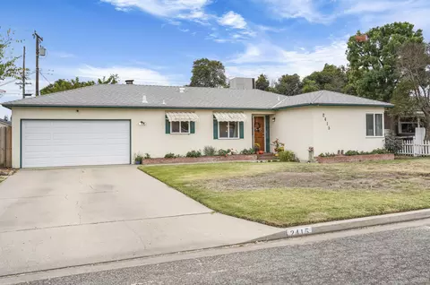 2415 W Vassar Ave, Visalia, CA 93277