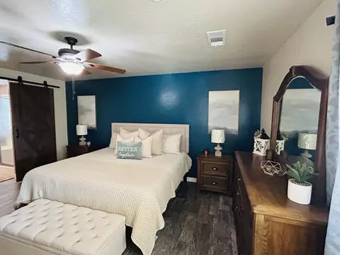 Bedroom - 2113 E Delta Ct, Visalia, CA 93292 photo 2 of 4
