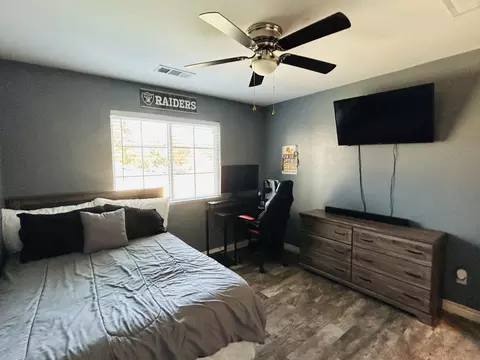 Bedroom - 2113 E Delta Ct, Visalia, CA 93292 photo 3 of 4