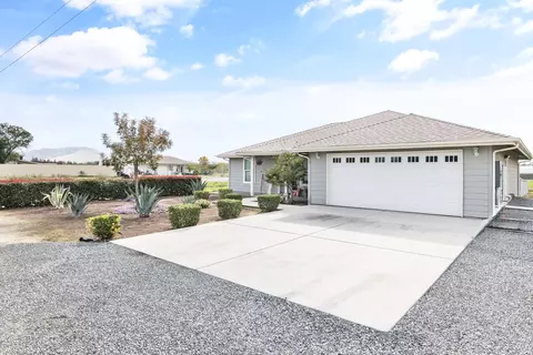 1478 N Belmont #E, Exeter, CA 93221