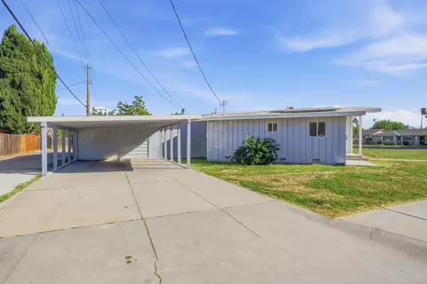 2240 Olive St, Selma, CA 93662 photo 3