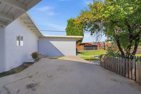 2240 Olive St, Selma, CA 93662 photo 34