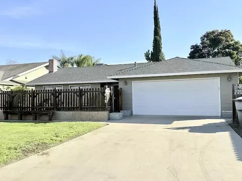 1612 N Norman Dr, Visalia, CA 93292