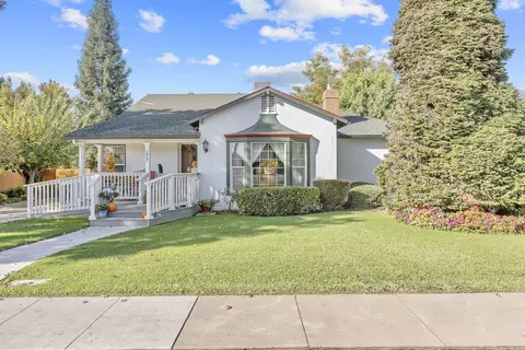 277 N Pepper St, Woodlake, CA 93286