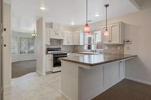 Kitchen - 1482 Betty St, Exeter, CA 93221 photo 3 of 4