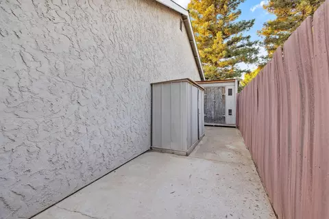 Exterior - 1482 Betty St, Exeter, CA 93221 photo 10 of 10