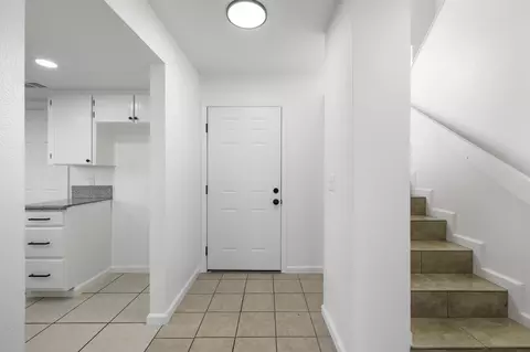 Entry Way - 228 E Harold Ct, Visalia, CA 93291 photo 1 of 9