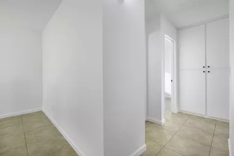 Entry Way - 228 E Harold Ct, Visalia, CA 93291 photo 8 of 9