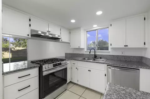 Kitchen - 228 E Harold Ct, Visalia, CA 93291 photo 1 of 3