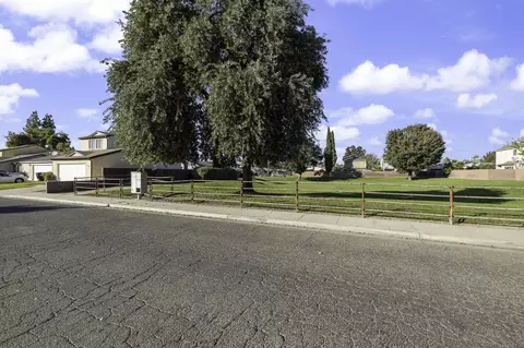 Other - 228 E Harold Ct, Visalia, CA 93291 photo 1 of 4