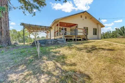 45171 Balch Park Rd, Springville, CA 93265