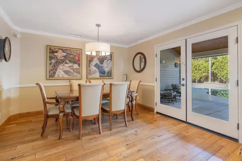 Dining - 250 E Chestnut Ct, Visalia, CA 93292 photo 4 of 6