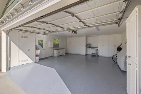 Other - 250 E Chestnut Ct, Visalia, CA 93292 photo 3 of 12