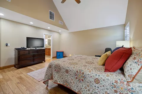 Bedroom - 250 E Chestnut Ct, Visalia, CA 93292 photo 2 of 5