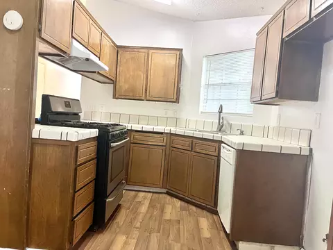 Kitchen - 1441 E Sunnyview Ave, Visalia, CA 93292 photo 1 of 1