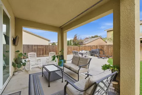 1056 Pebble Dr, Lemoore, CA 93245 photo 38