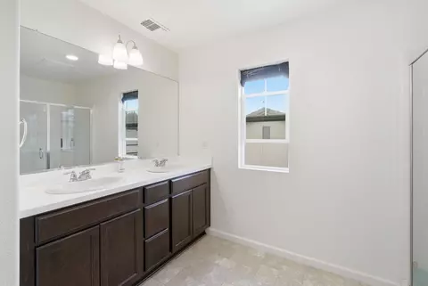 1056 Pebble Dr, Lemoore, CA 93245 photo 27