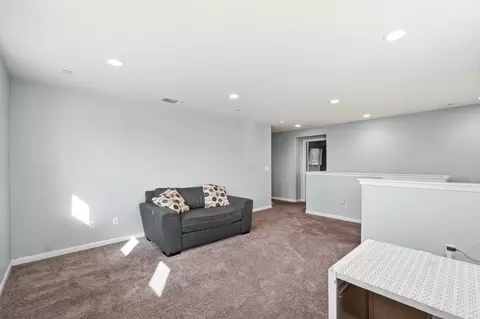 1056 Pebble Dr, Lemoore, CA 93245 photo 21