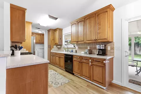 1438 Indianapolis Ave, Clovis, CA 93611 photo 12