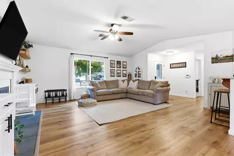 1438 Indianapolis Ave, Clovis, CA 93611 photo 7