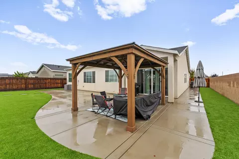 443 E Tyler Ct, Visalia, CA 93291 photo 37