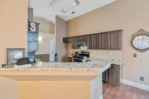 4038 E Sue Ave, Visalia, CA 93292 photo 12