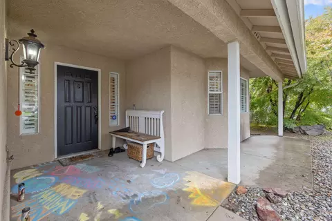 4038 E Sue Ave, Visalia, CA 93292 photo 4
